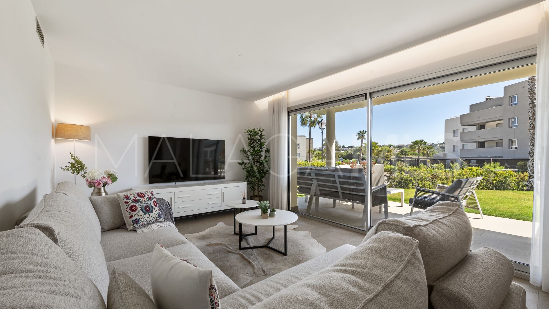 Markplanslägenhet for sale in La Cala Golf Resort