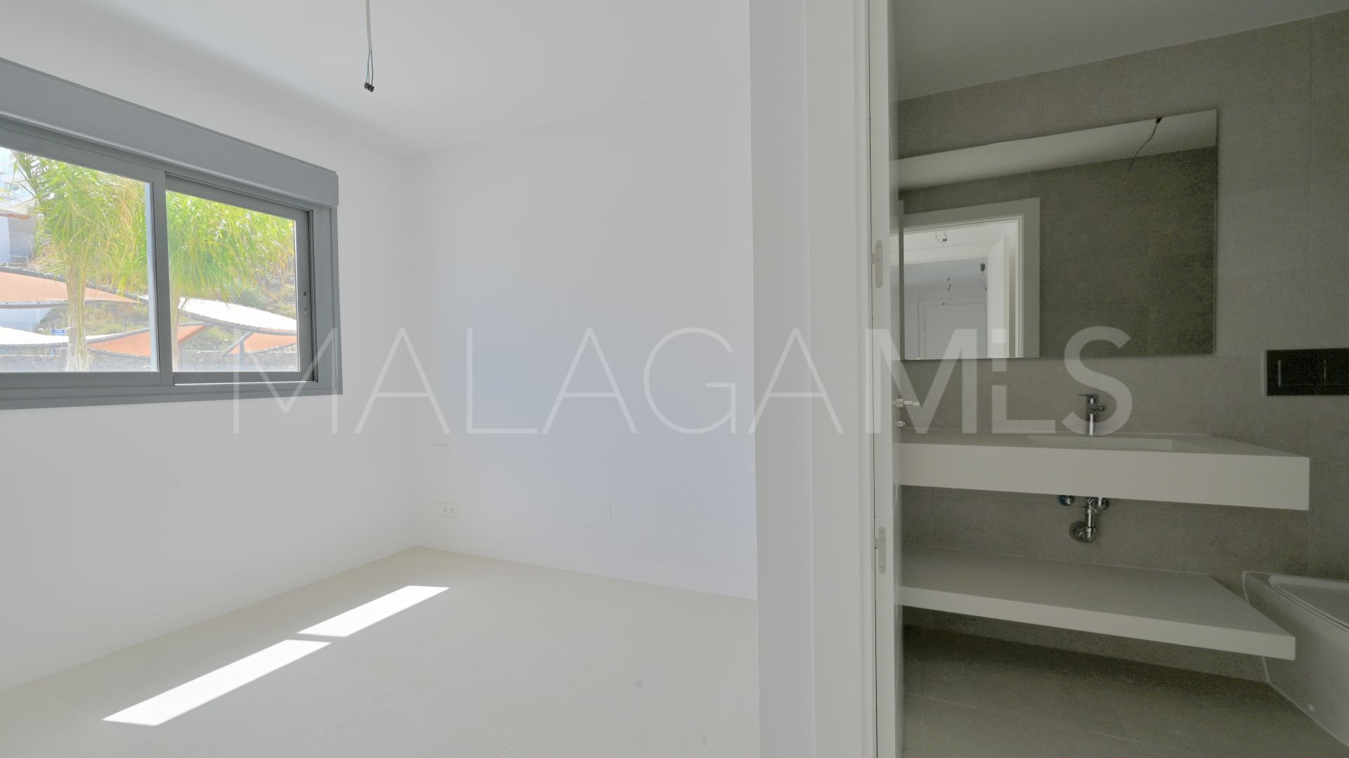 Apartamento planta baja for sale in Calanova Golf