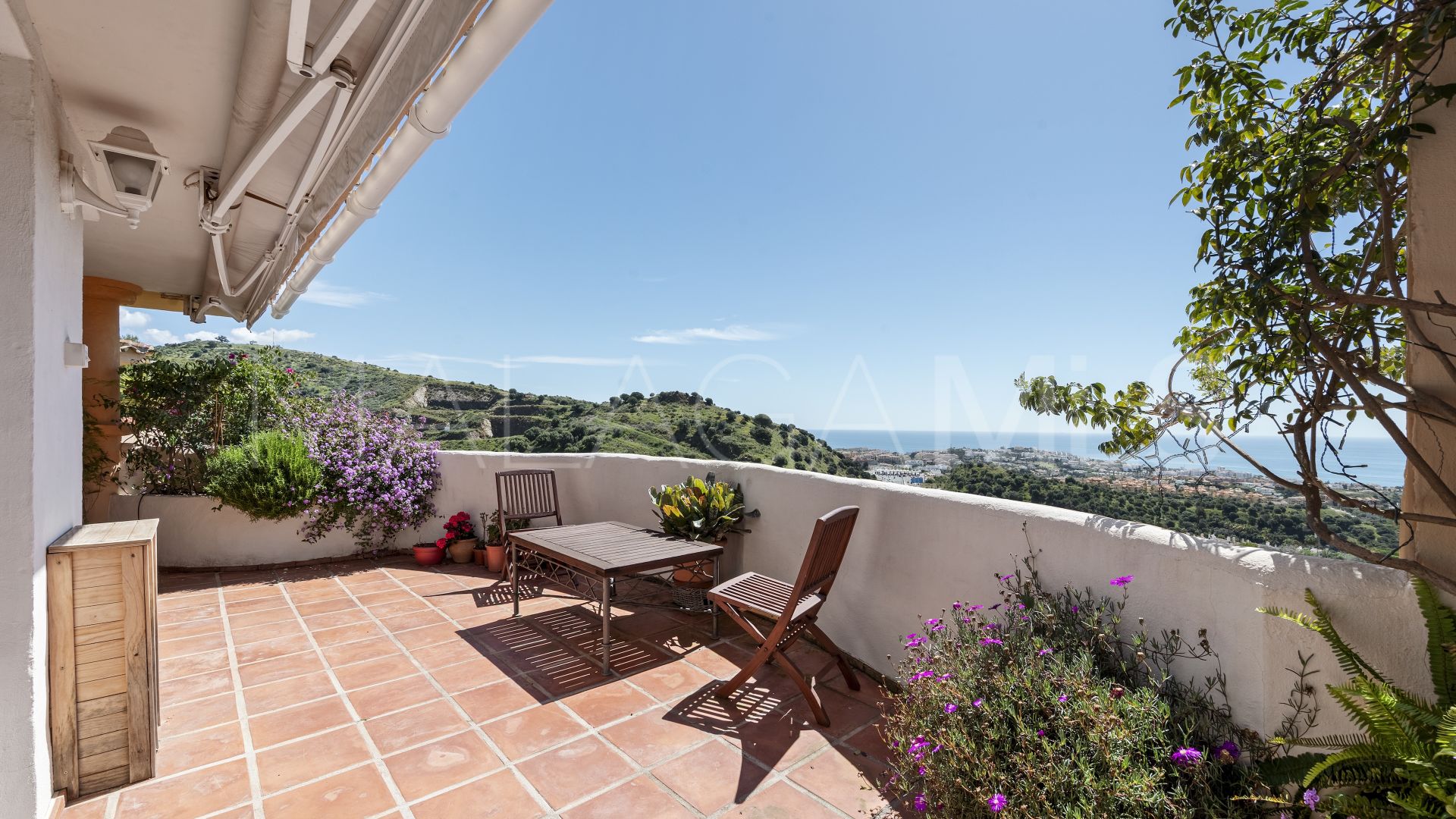 Appartement terrasse for sale in Calahonda