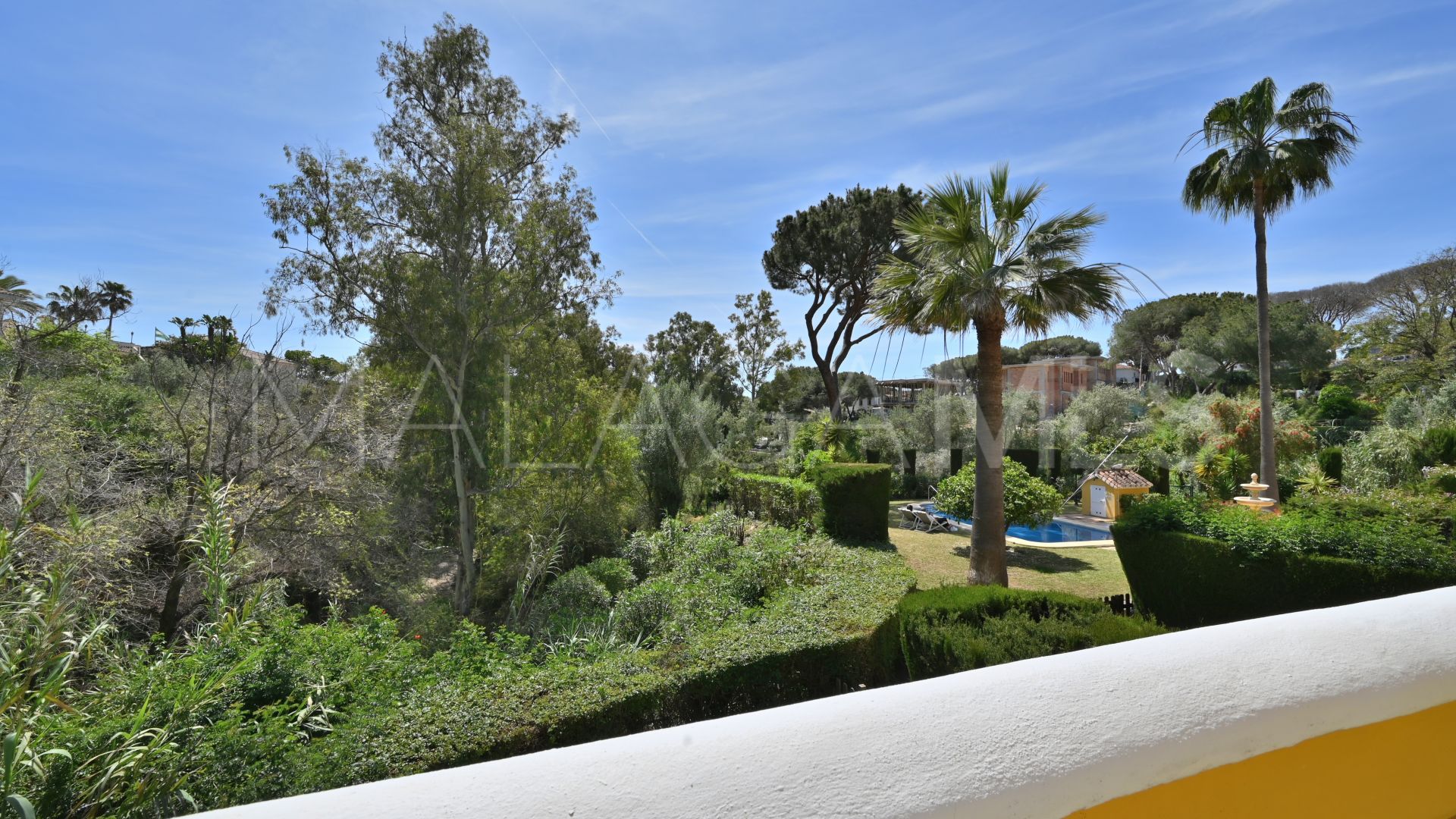 Reihenhaus for sale in Calahonda