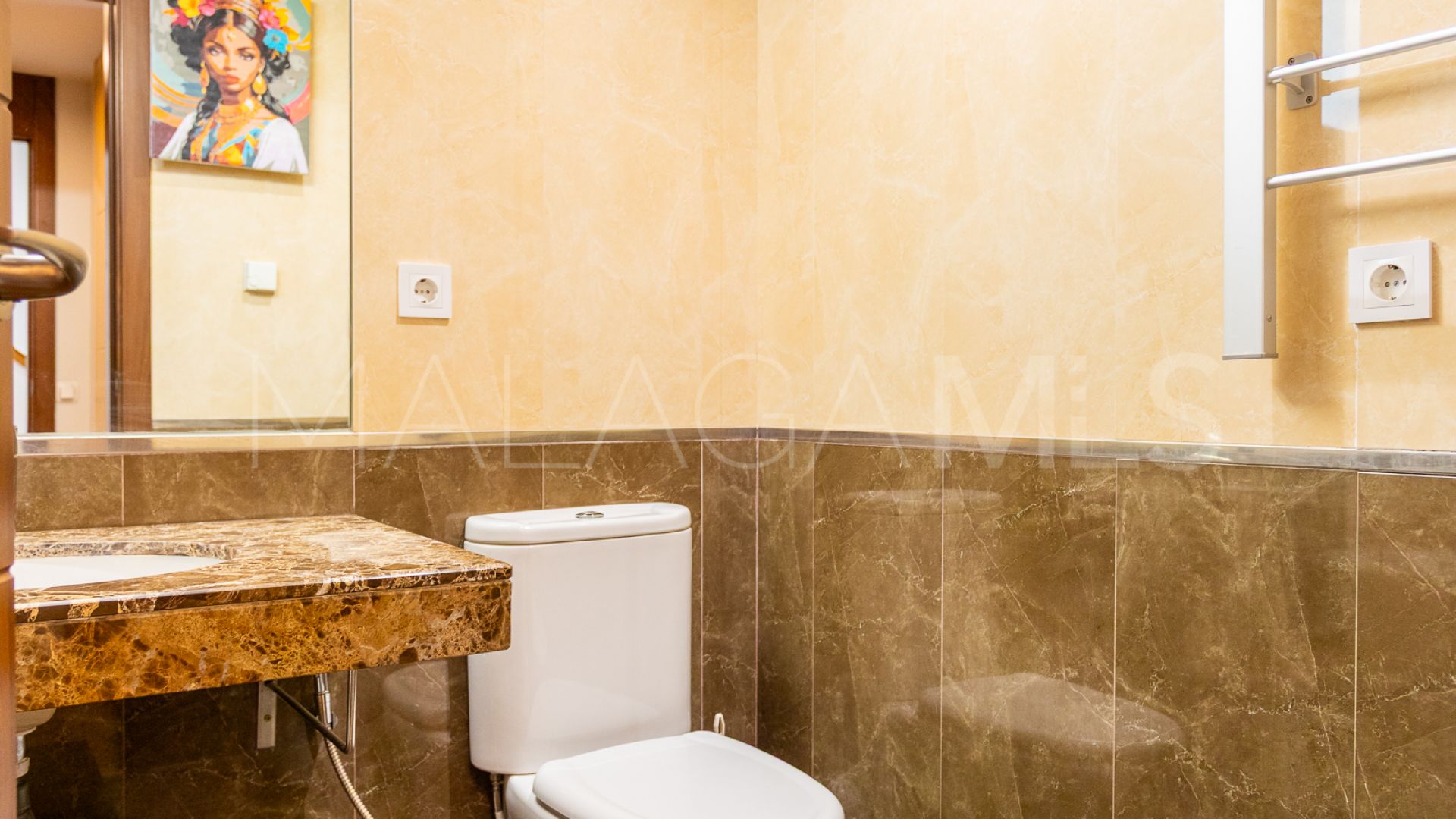Triplex for sale in Cala de Mijas