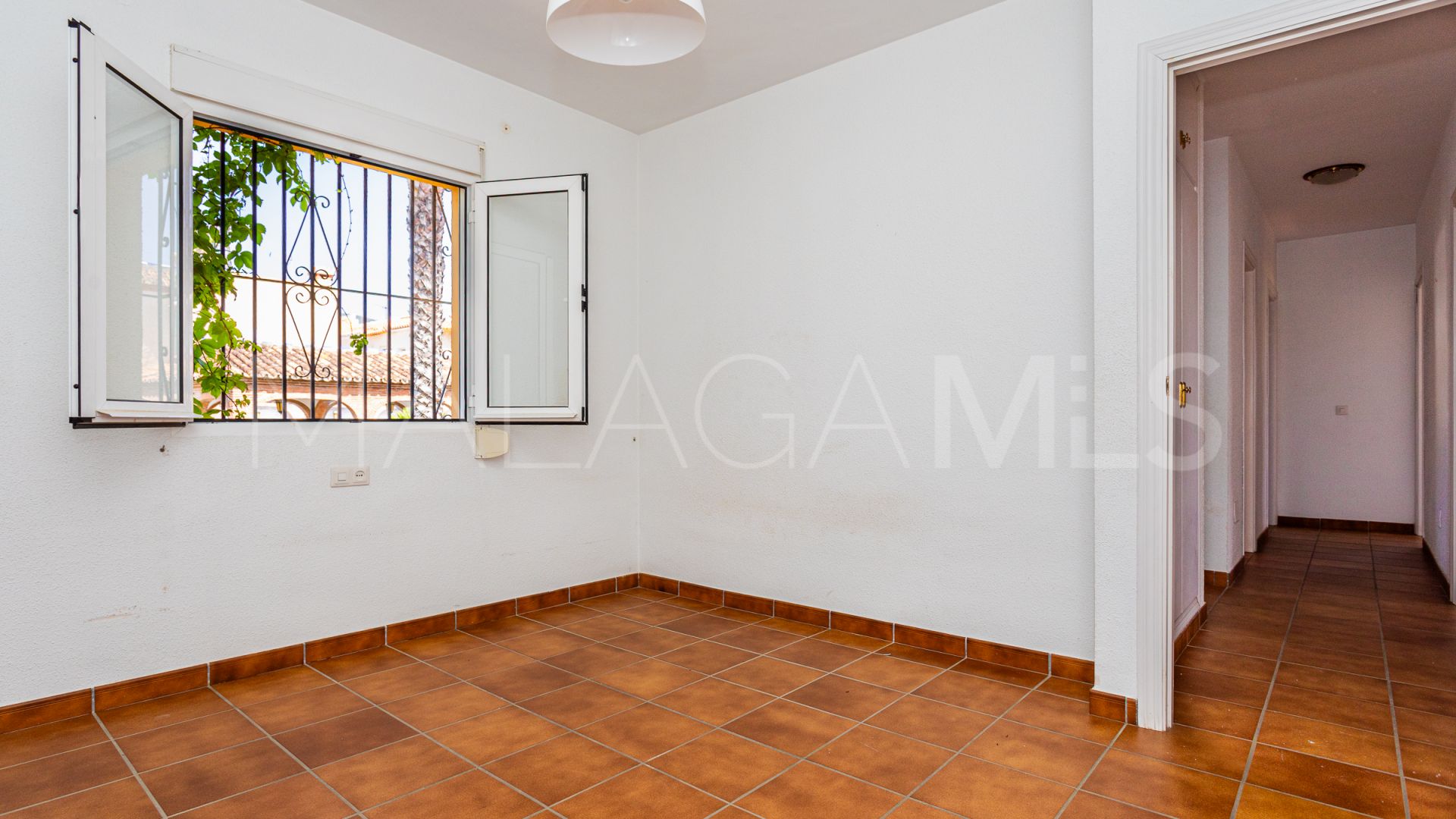 Villa for sale in Benalmadena Costa
