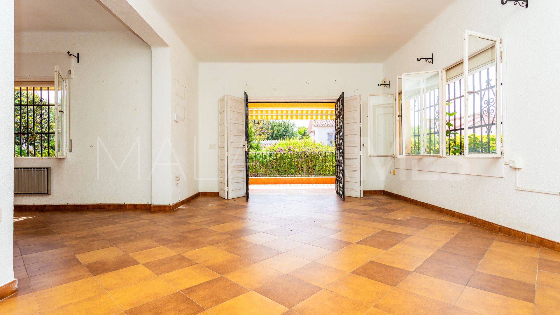Villa for sale in Benalmadena Costa