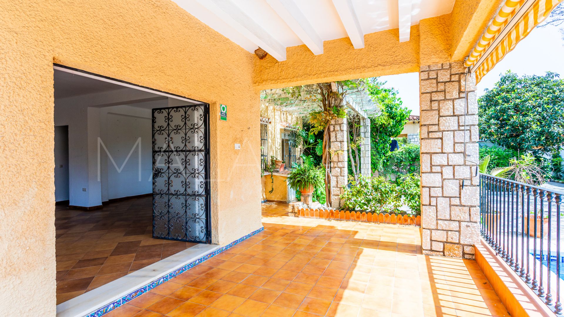Villa for sale in Benalmadena Costa