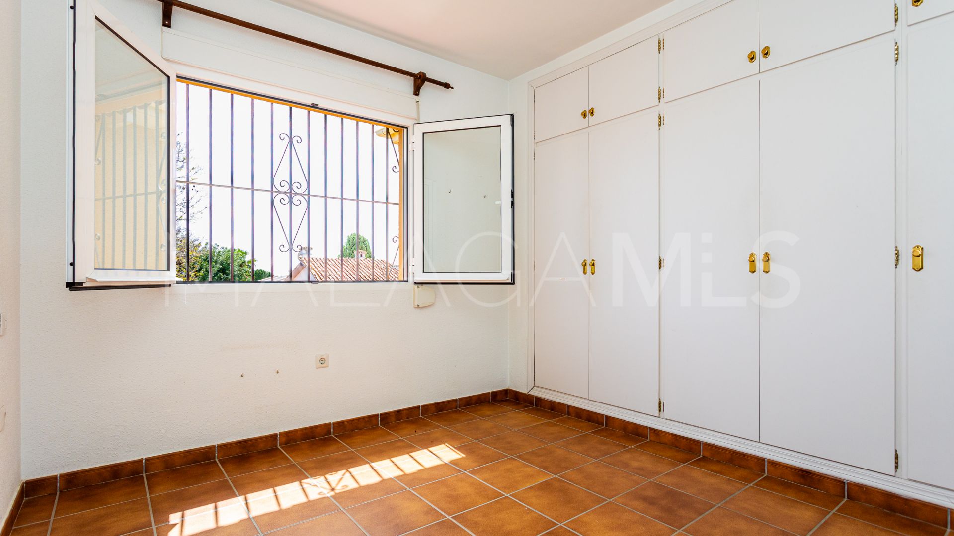 Villa for sale in Benalmadena Costa