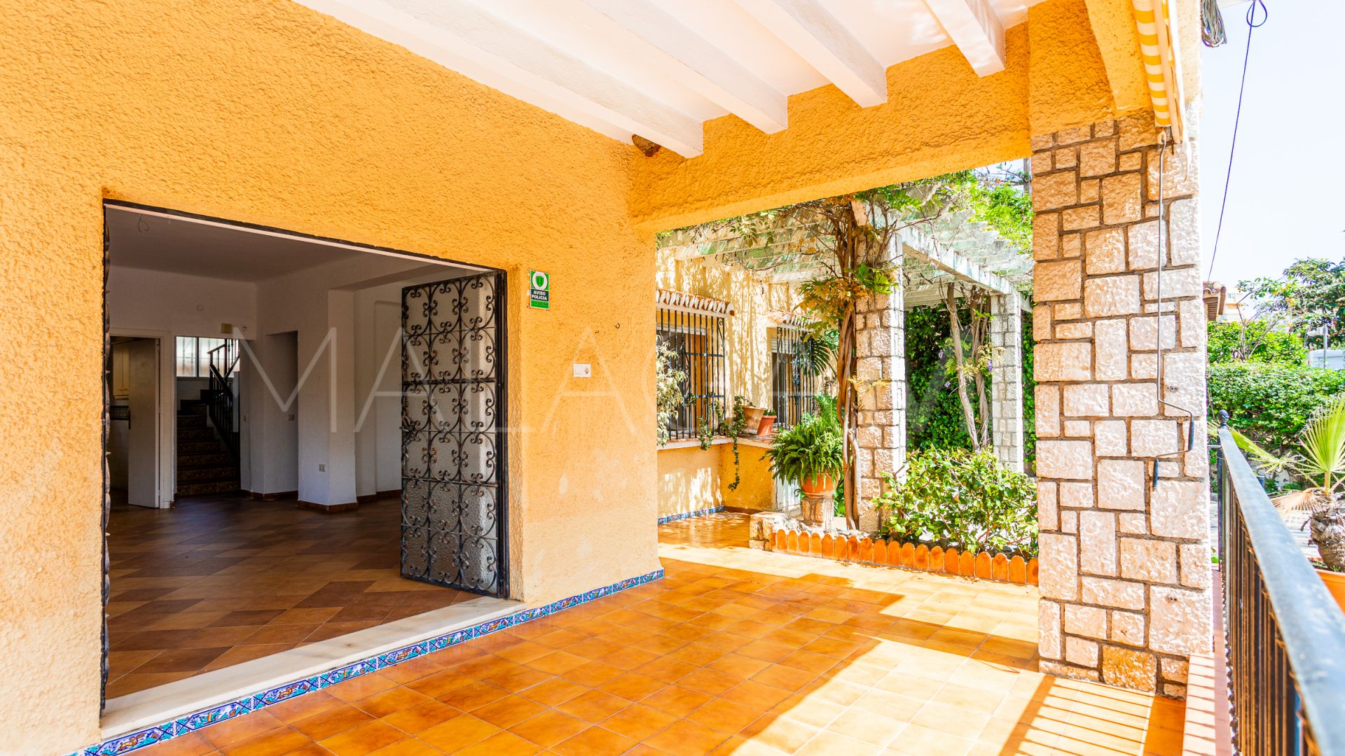 Villa for sale in Benalmadena Costa