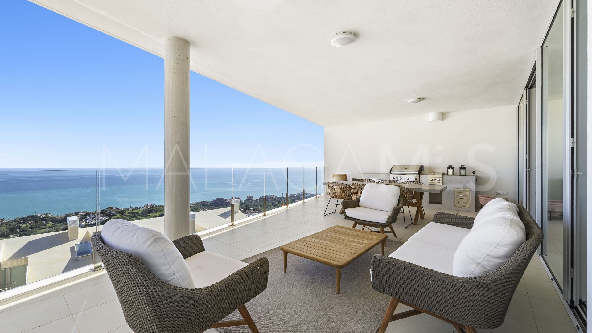 For sale Benalmadena Pueblo apartment with 3 bedrooms