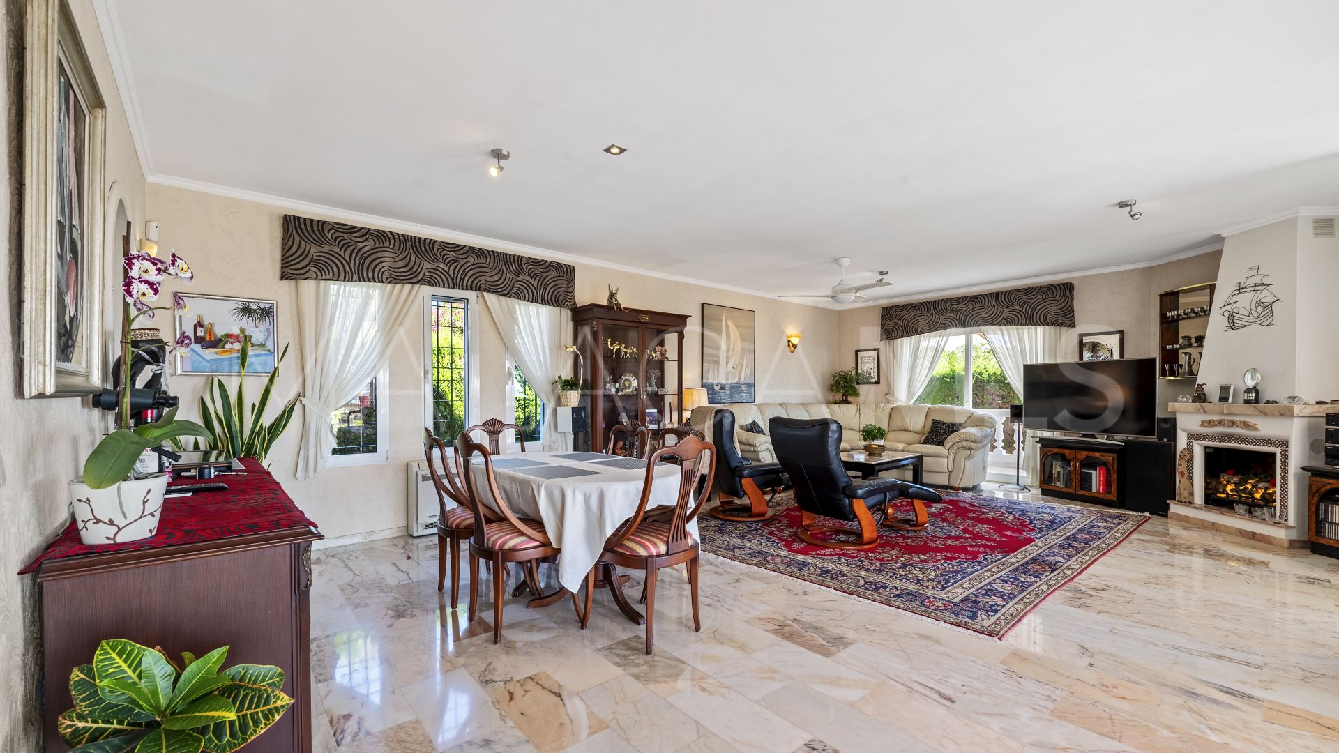 4 bedrooms villa in Las Farolas for sale