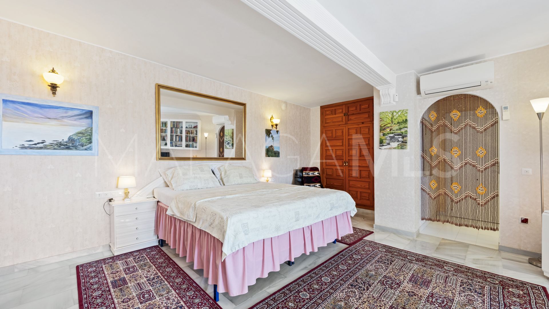 4 bedrooms villa in Las Farolas for sale