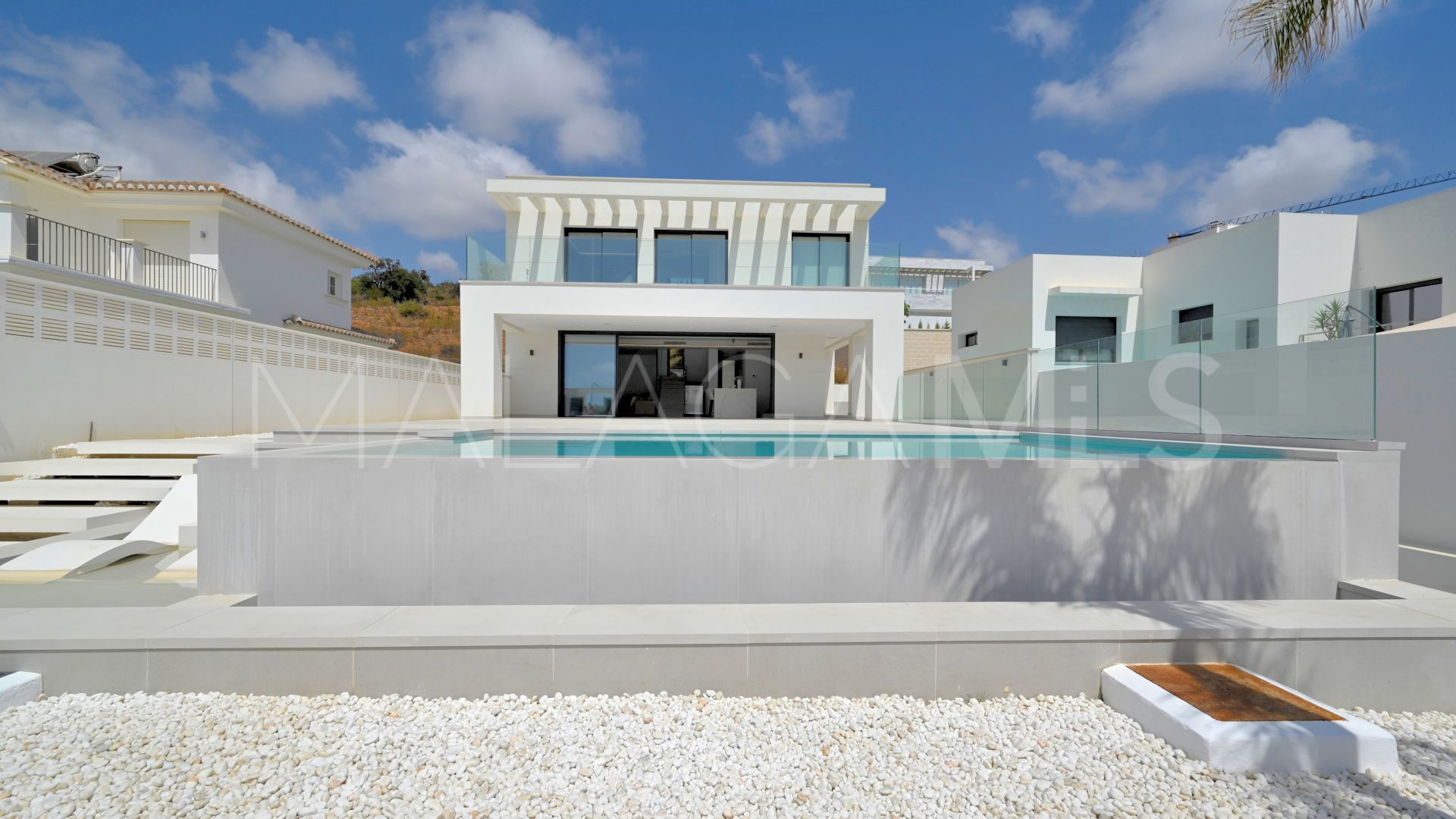 Villa for sale in Cala de Mijas