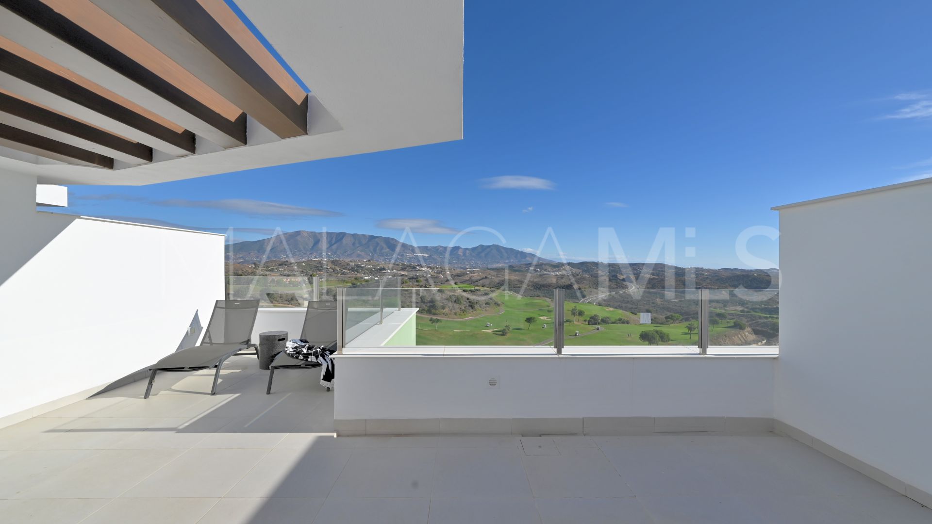 Zweistöckiges penthouse for sale in Calanova Golf