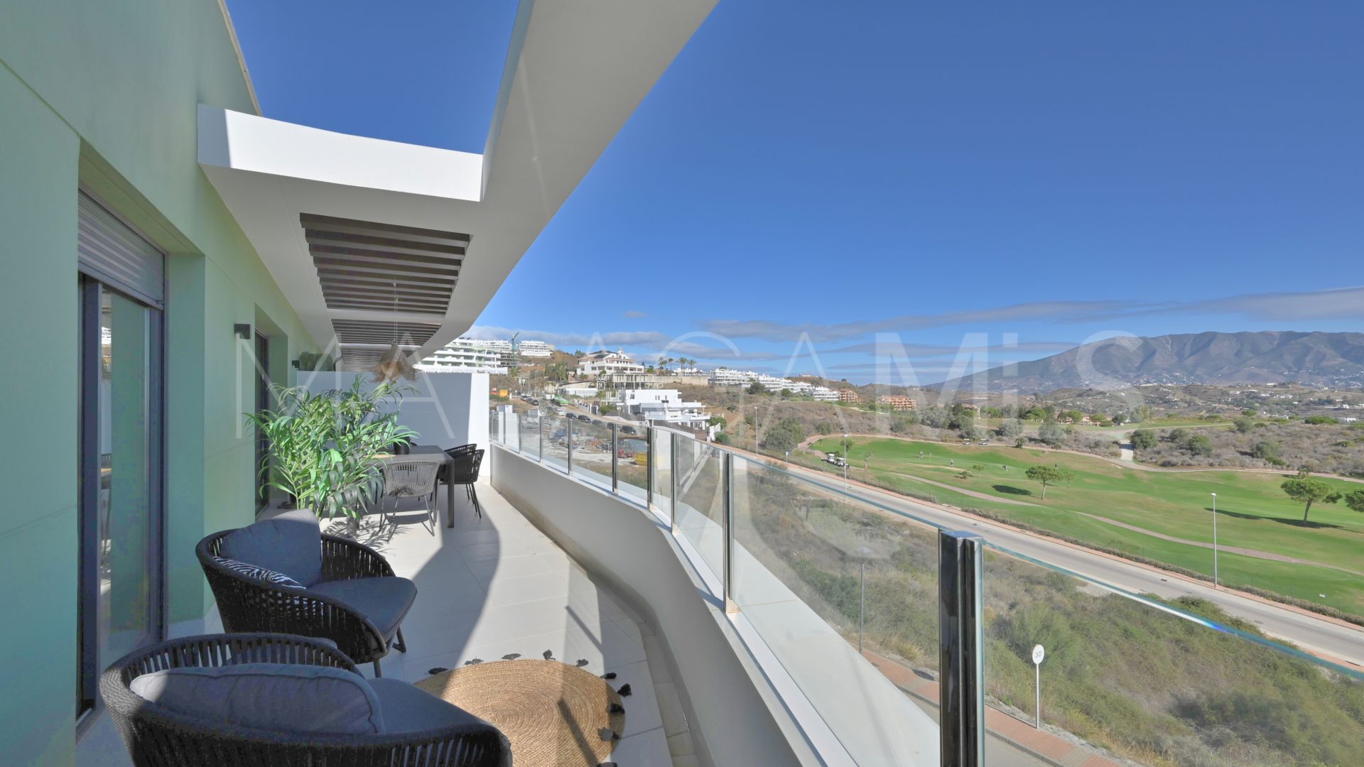 Zweistöckiges penthouse for sale in Calanova Golf