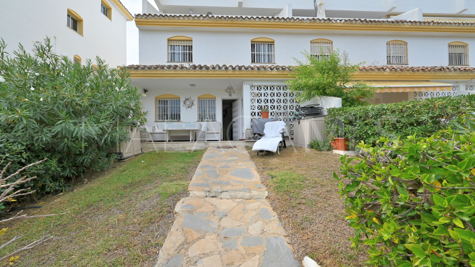 2 bedrooms duplex in Calahonda for sale