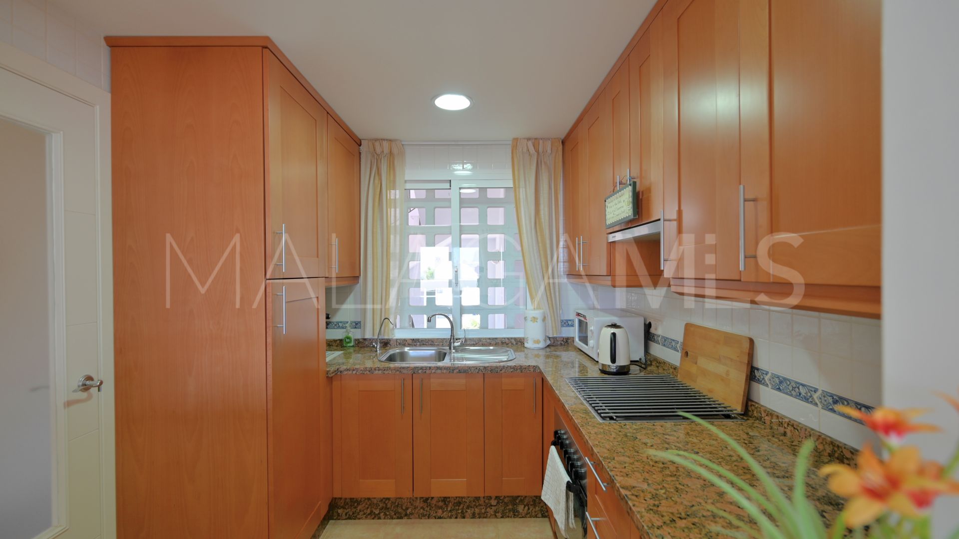 Penthouse for sale in Calahonda