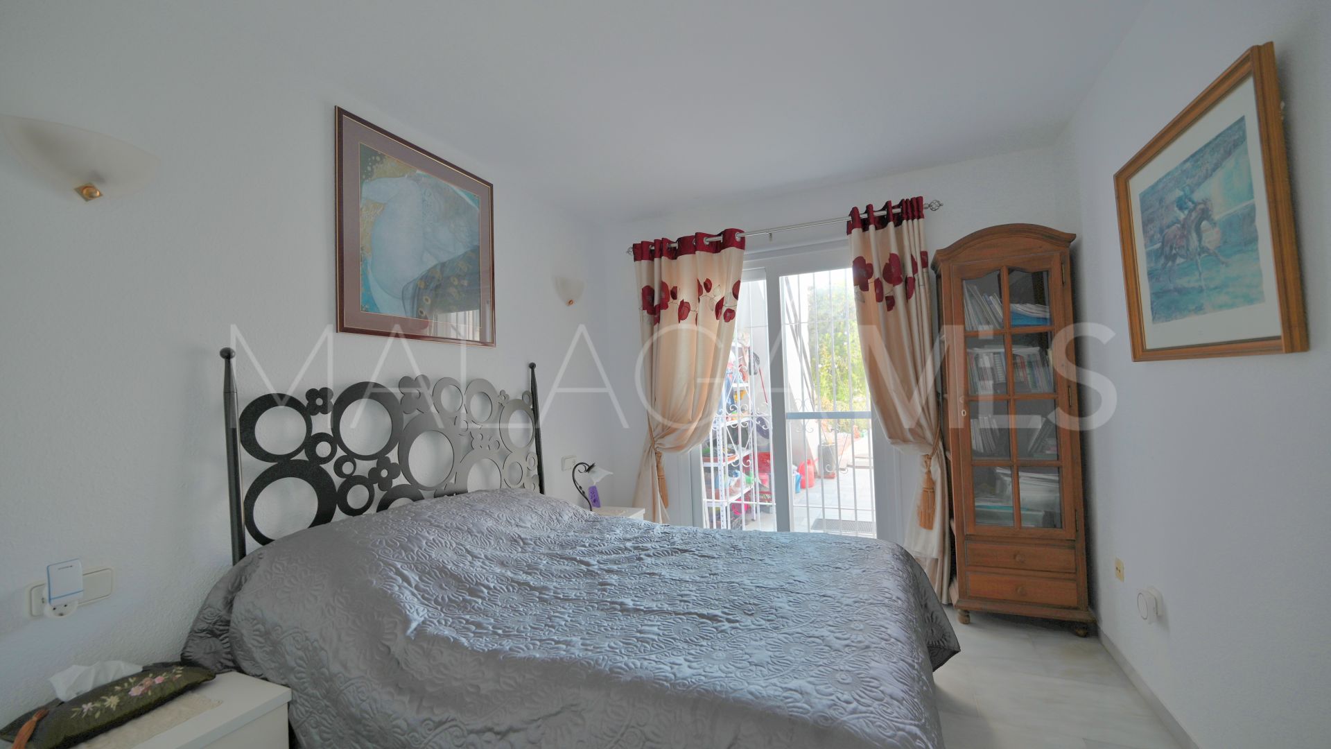 For sale semi detached house in Calahonda with 3 bedrooms