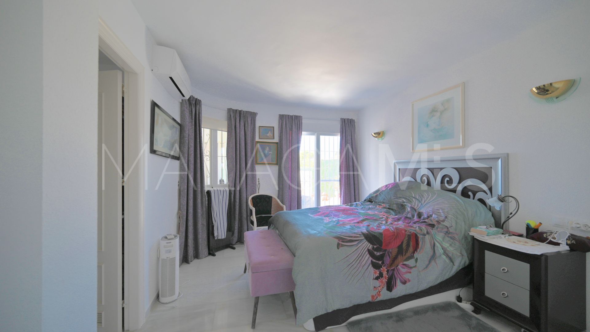 For sale semi detached house in Calahonda with 3 bedrooms