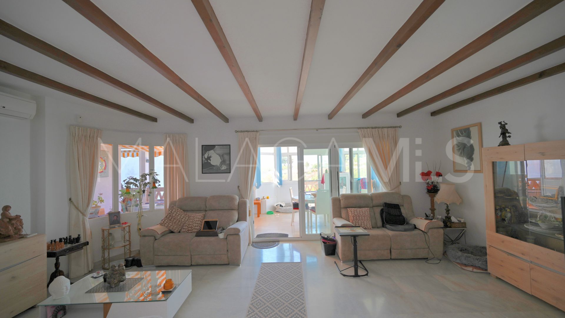 For sale semi detached house in Calahonda with 3 bedrooms