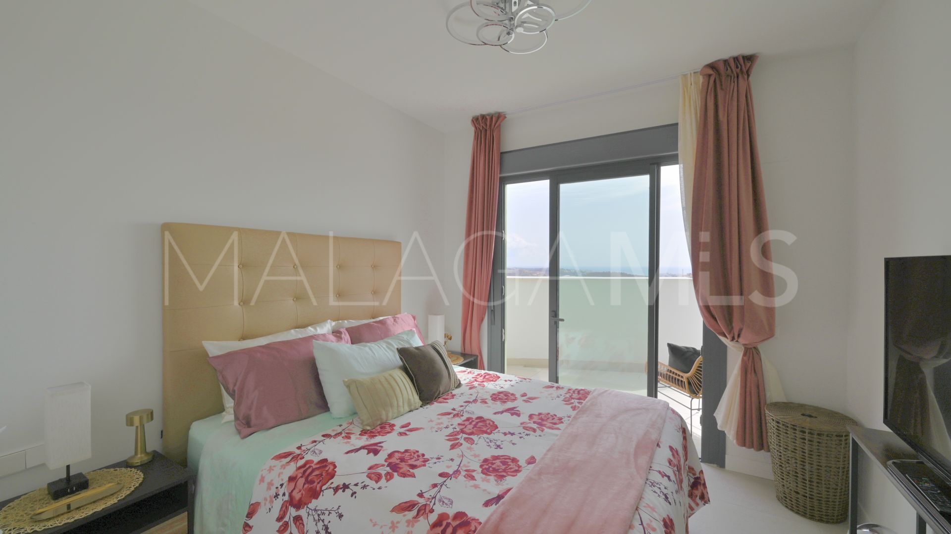 Appartement terrasse for sale in Calanova Golf