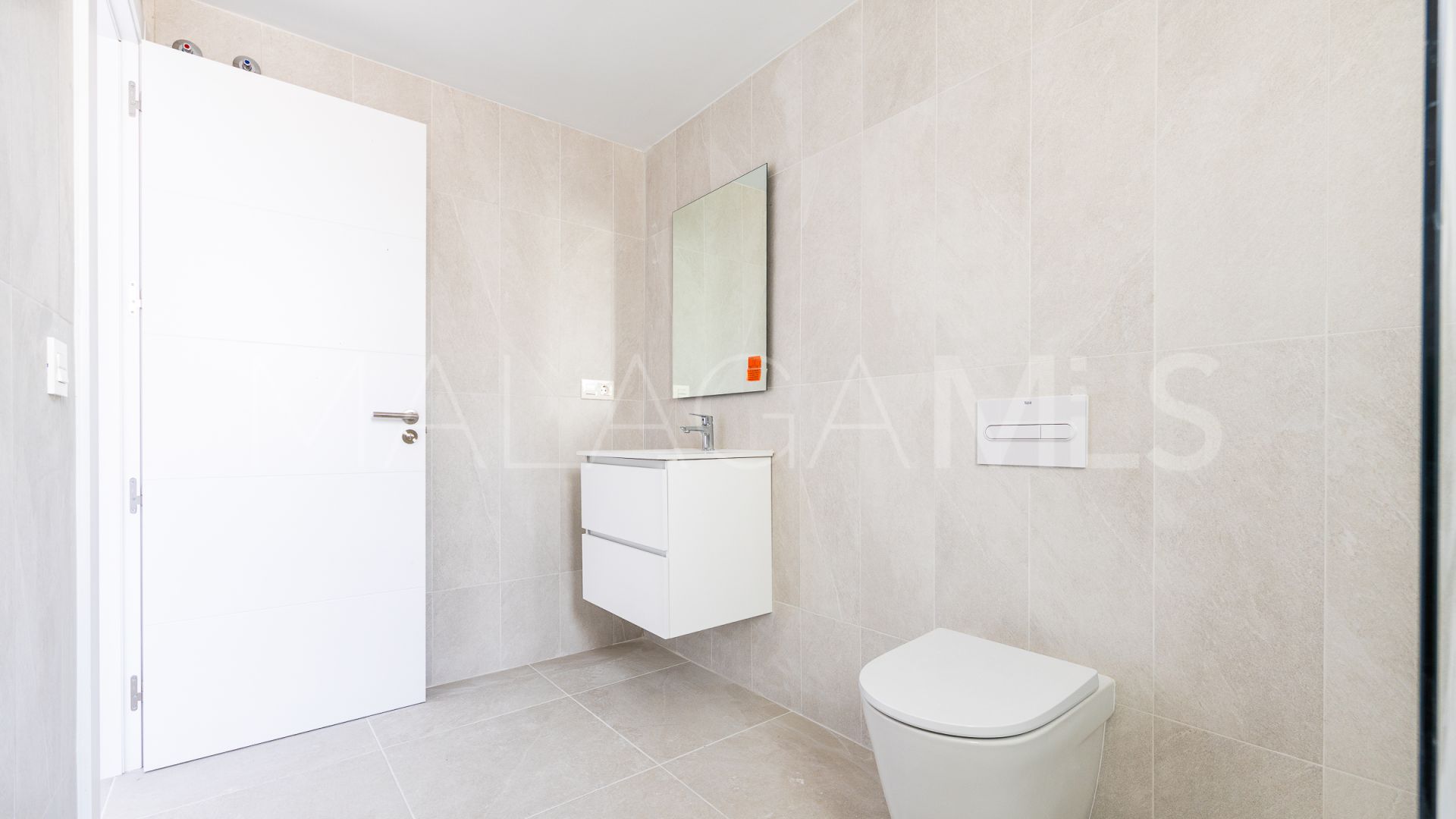 Apartamento planta baja for sale in Cala de Mijas de 2 bedrooms