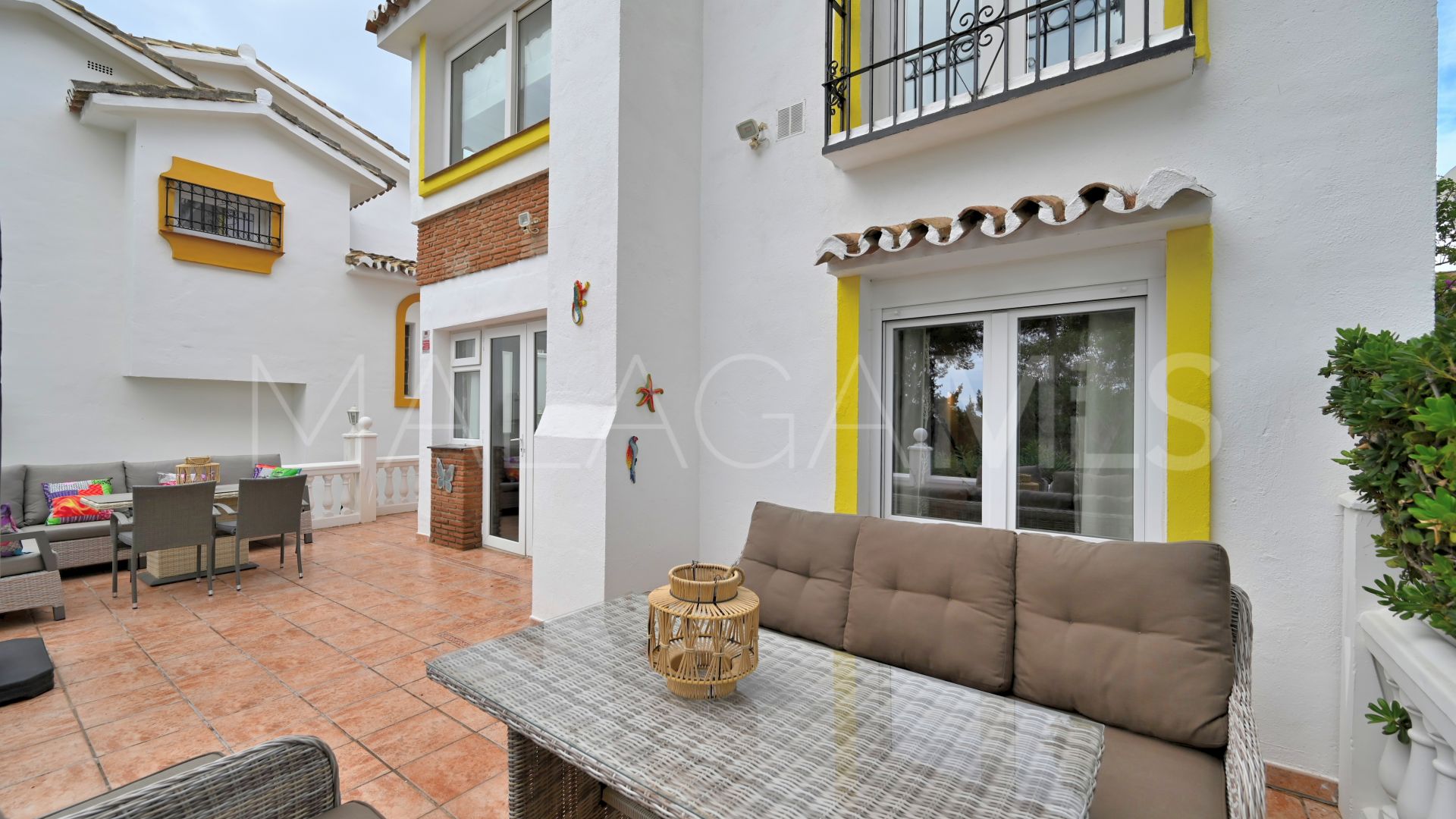 Villa for sale in Calahonda