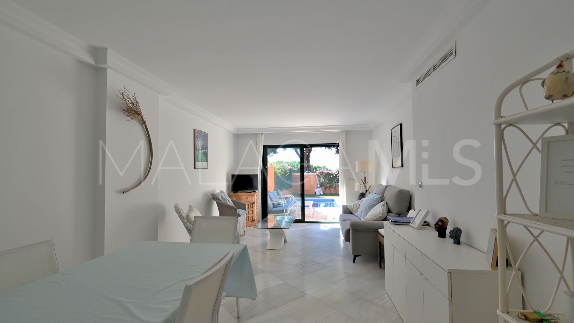 Cabopino ground floor apartment for sale