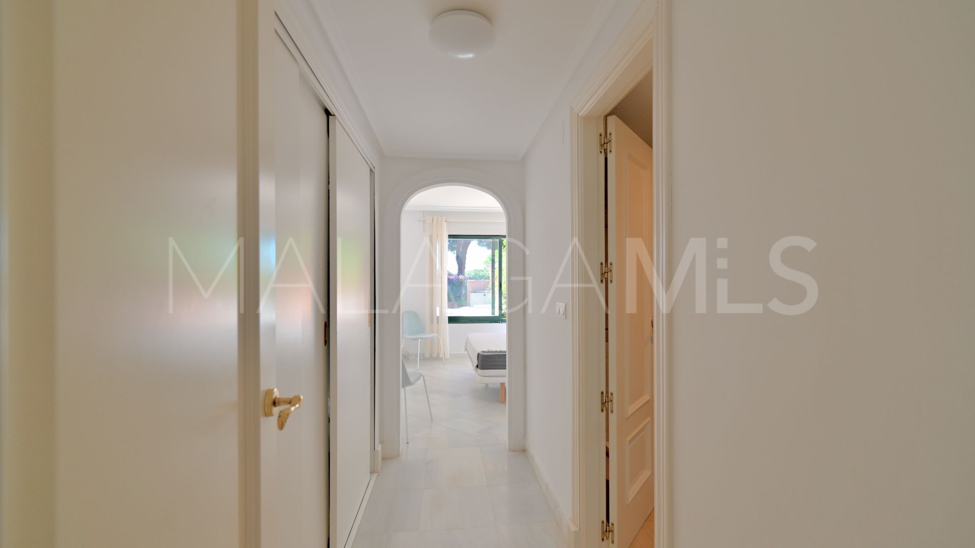 Cabopino ground floor apartment for sale