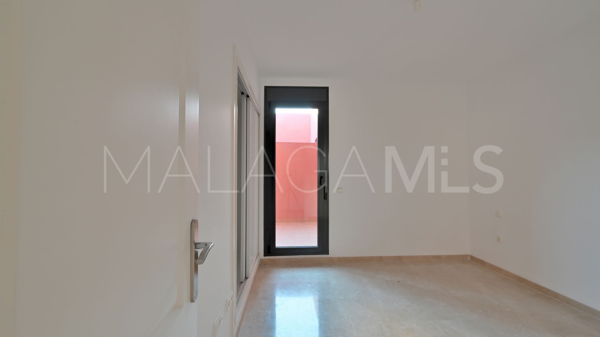 Ground floor apartment for sale in Calahonda