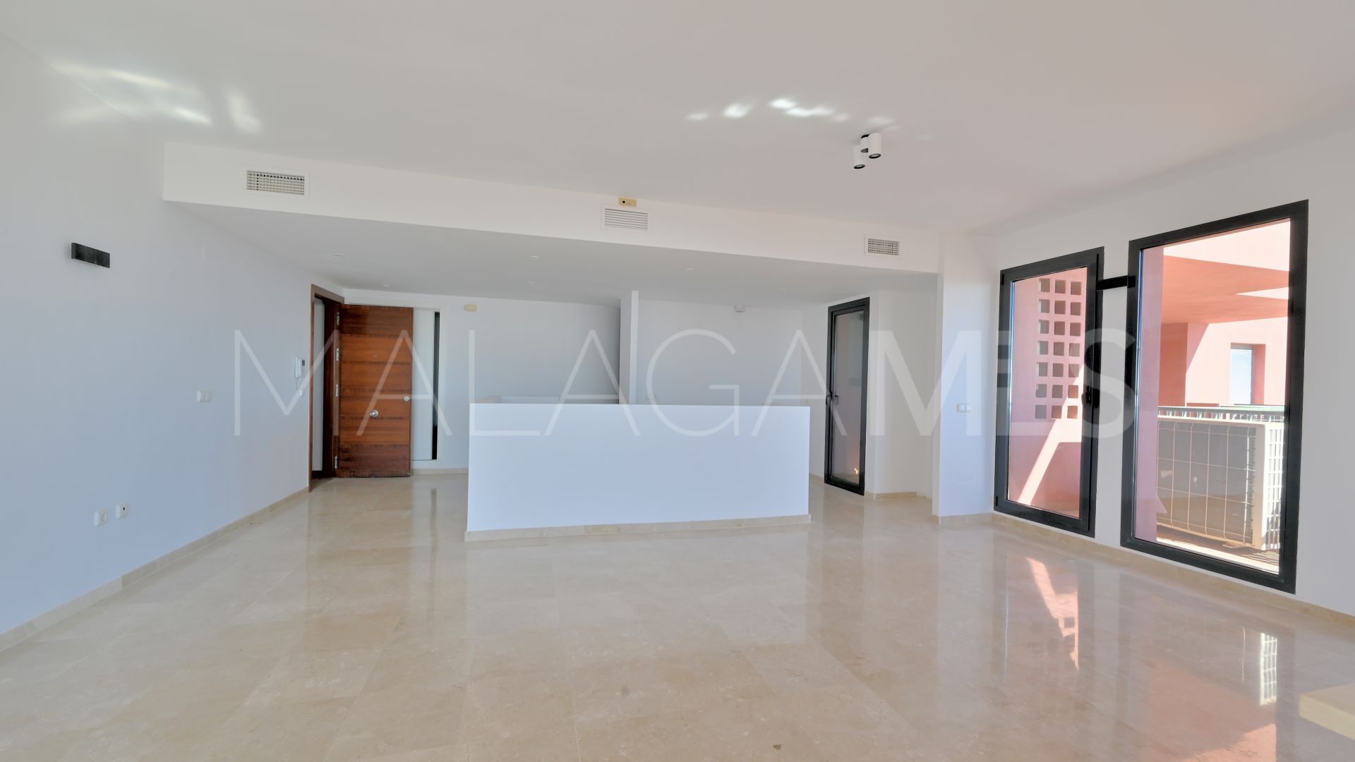 Ground floor apartment for sale in Calahonda