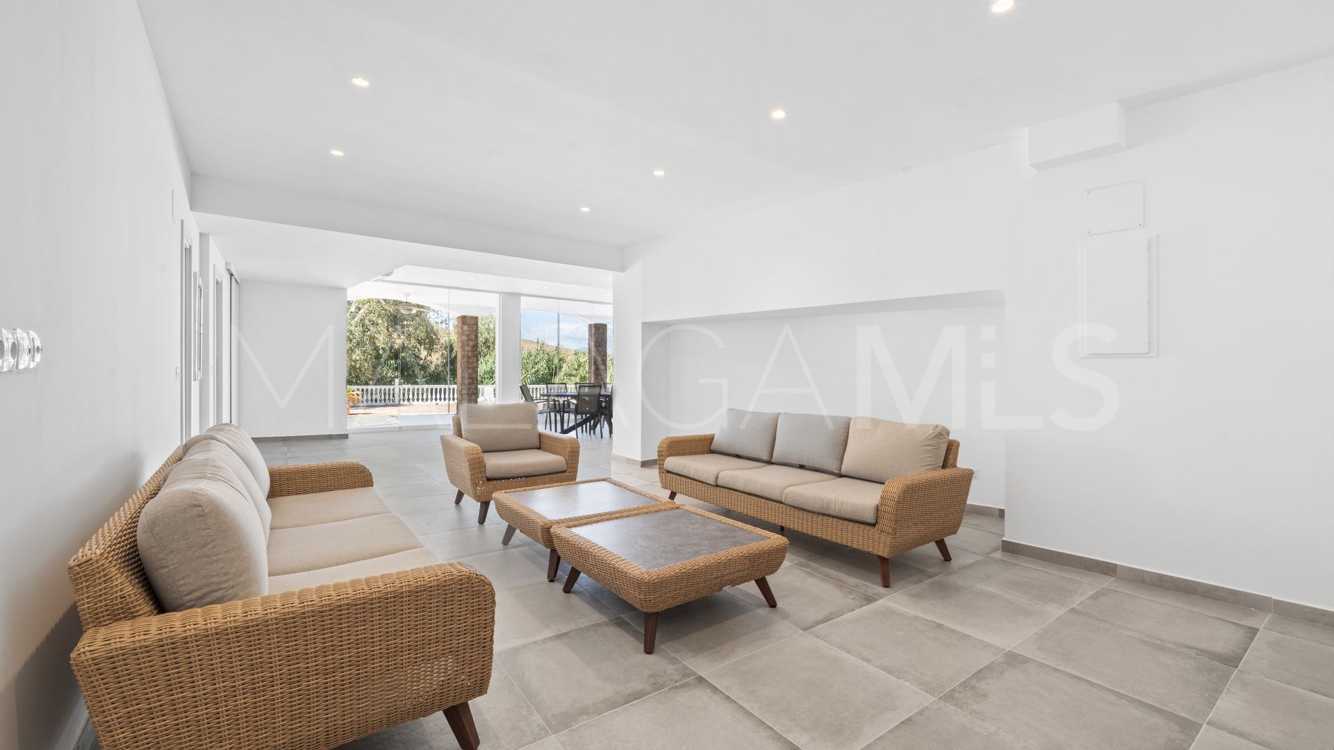 Villa for sale in Cerros del Aguila