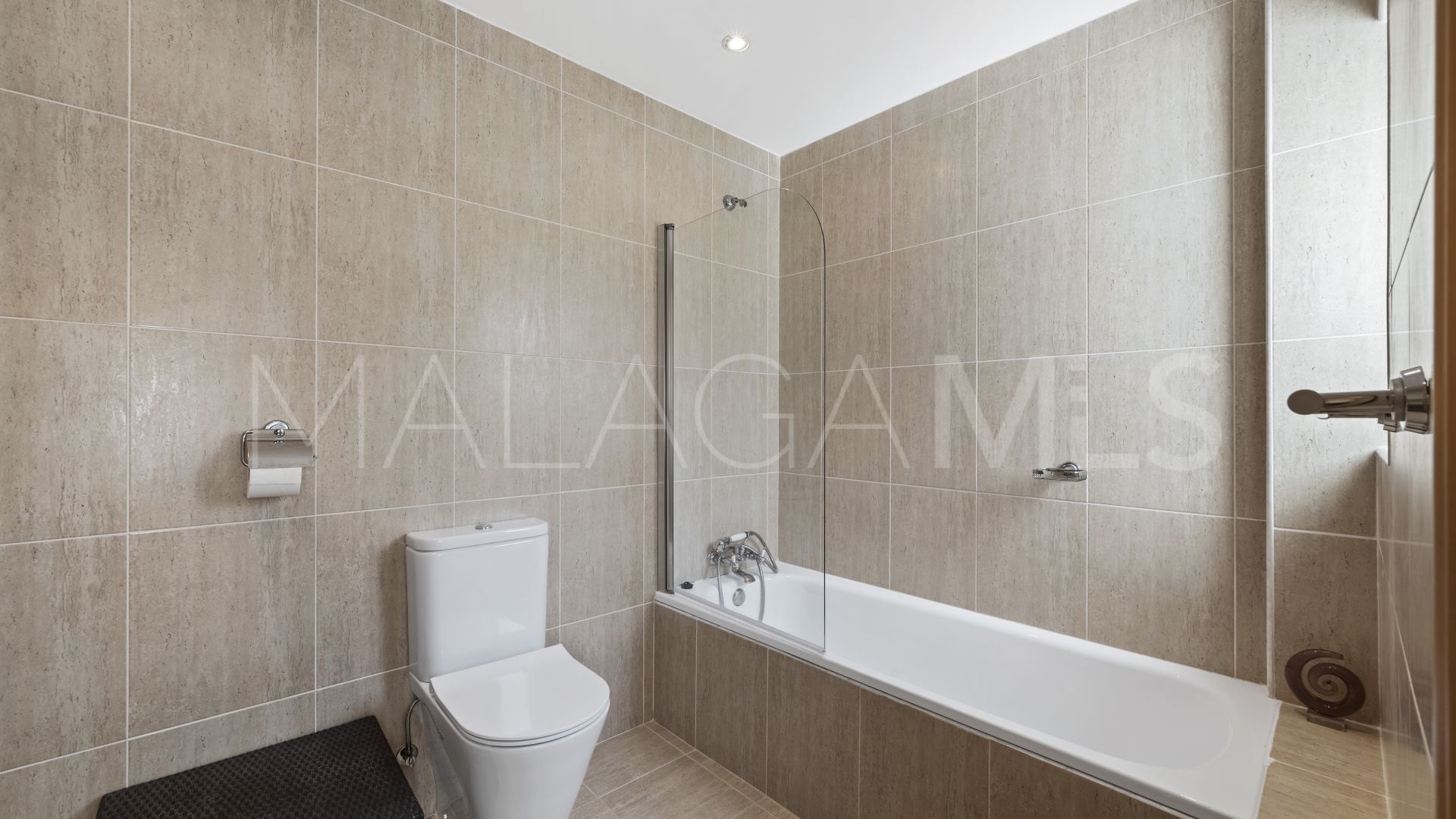 Villa for sale in Cerros del Aguila