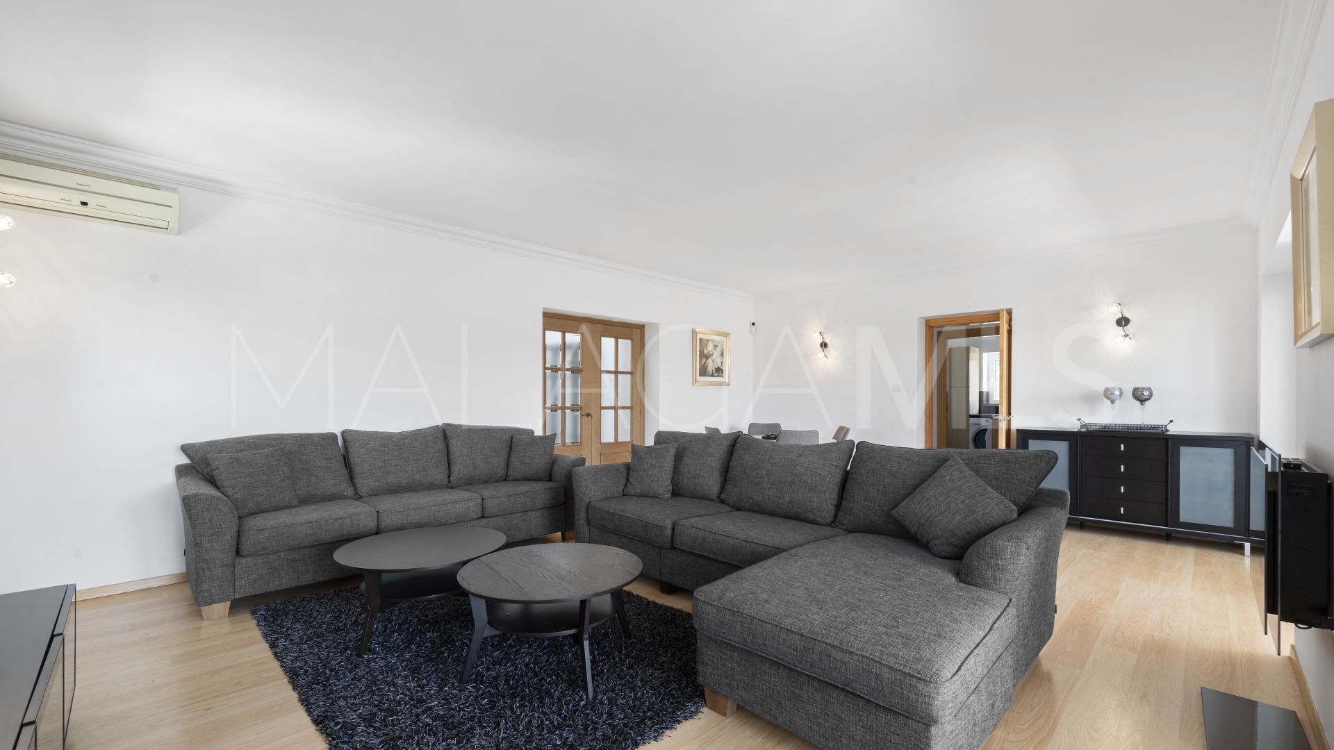 Villa for sale in Cerros del Aguila