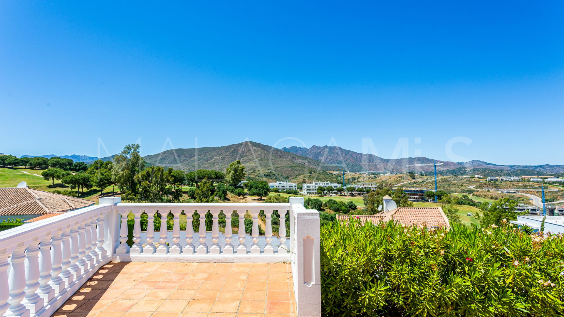 Villa for sale in La Cala Golf Resort