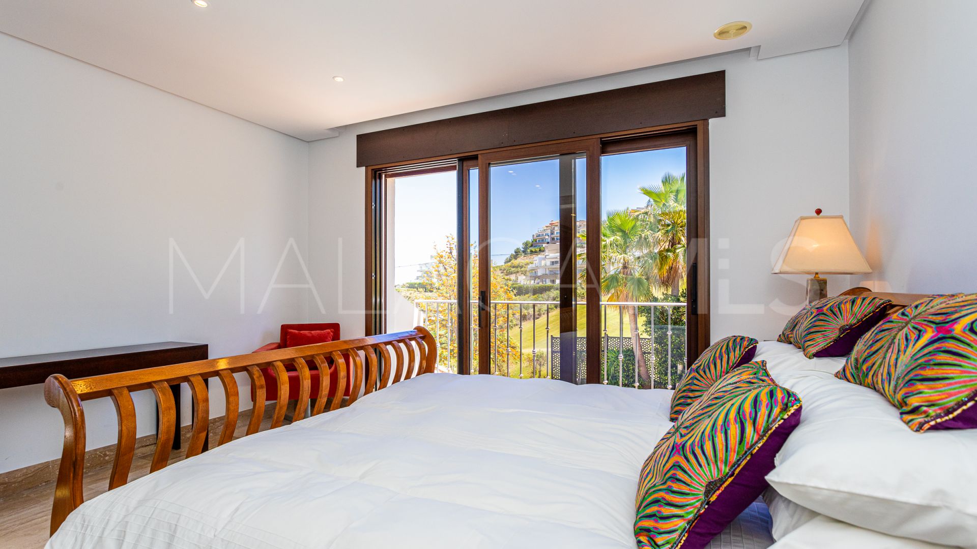 Se vende villa in La Cala Golf Resort