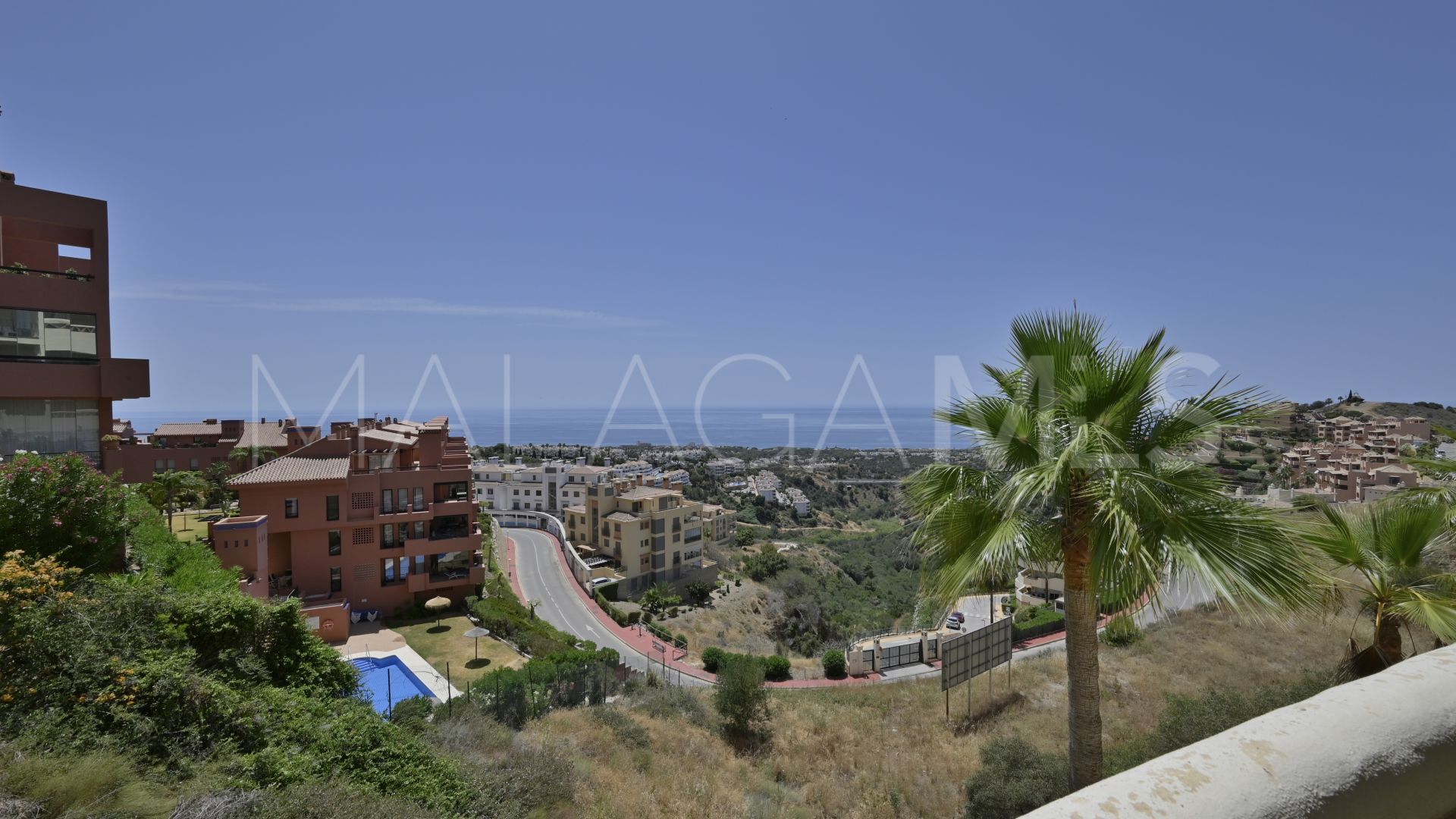 Apartment for sale in Calahonda