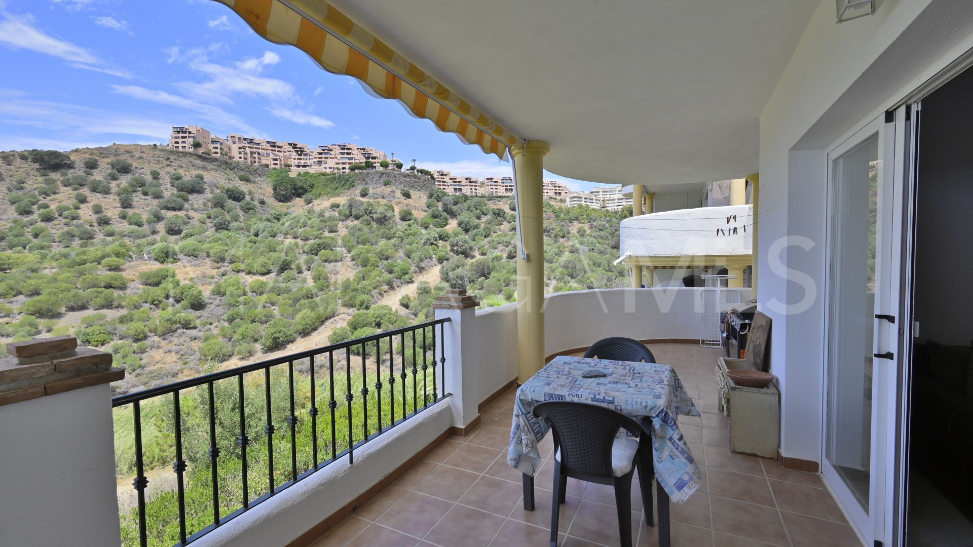 Apartment for sale in Calahonda