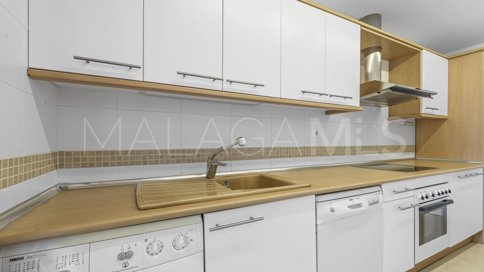 Apartamento with 2 bedrooms for sale in Cala de Mijas