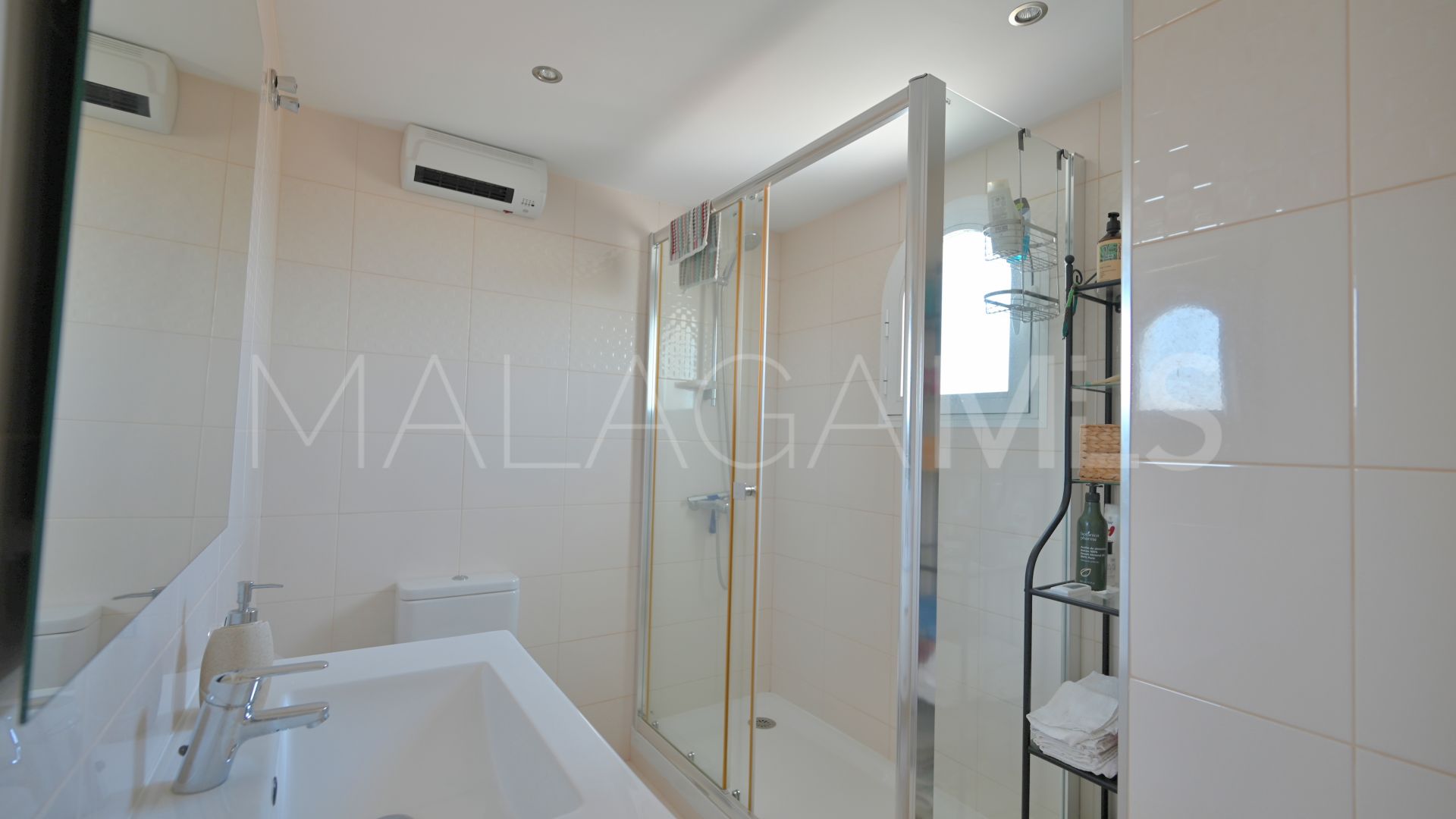 For sale 3 bedrooms duplex penthouse in Calahonda