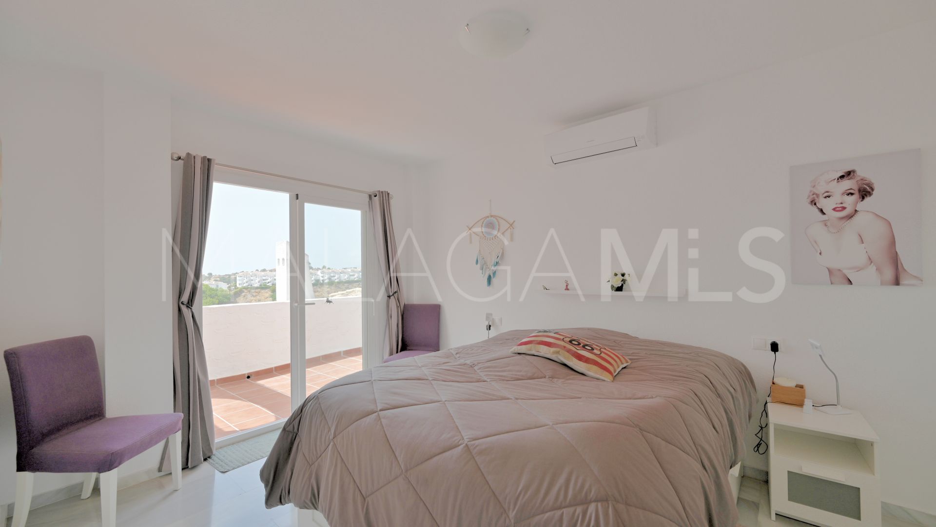 For sale 3 bedrooms duplex penthouse in Calahonda