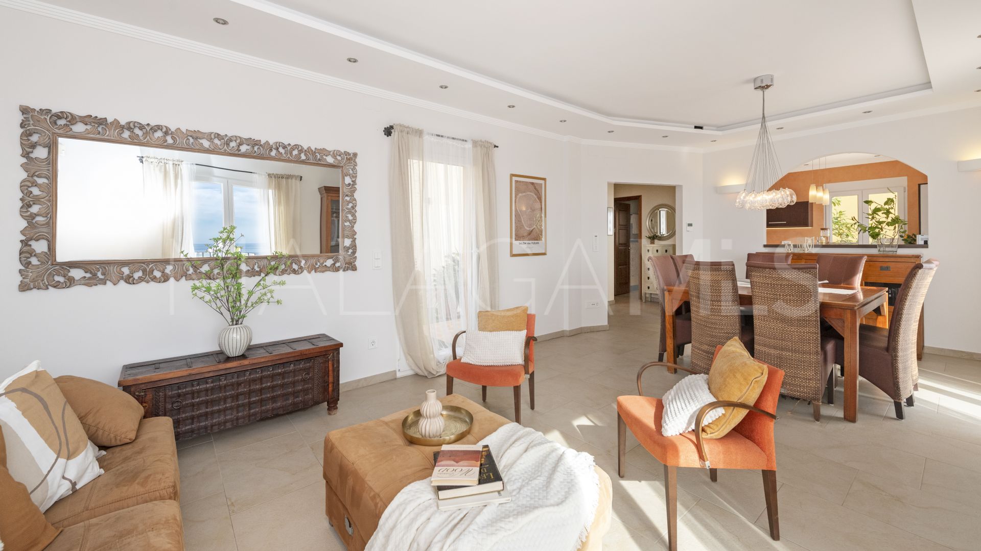 4 bedrooms villa for sale in Santangelo