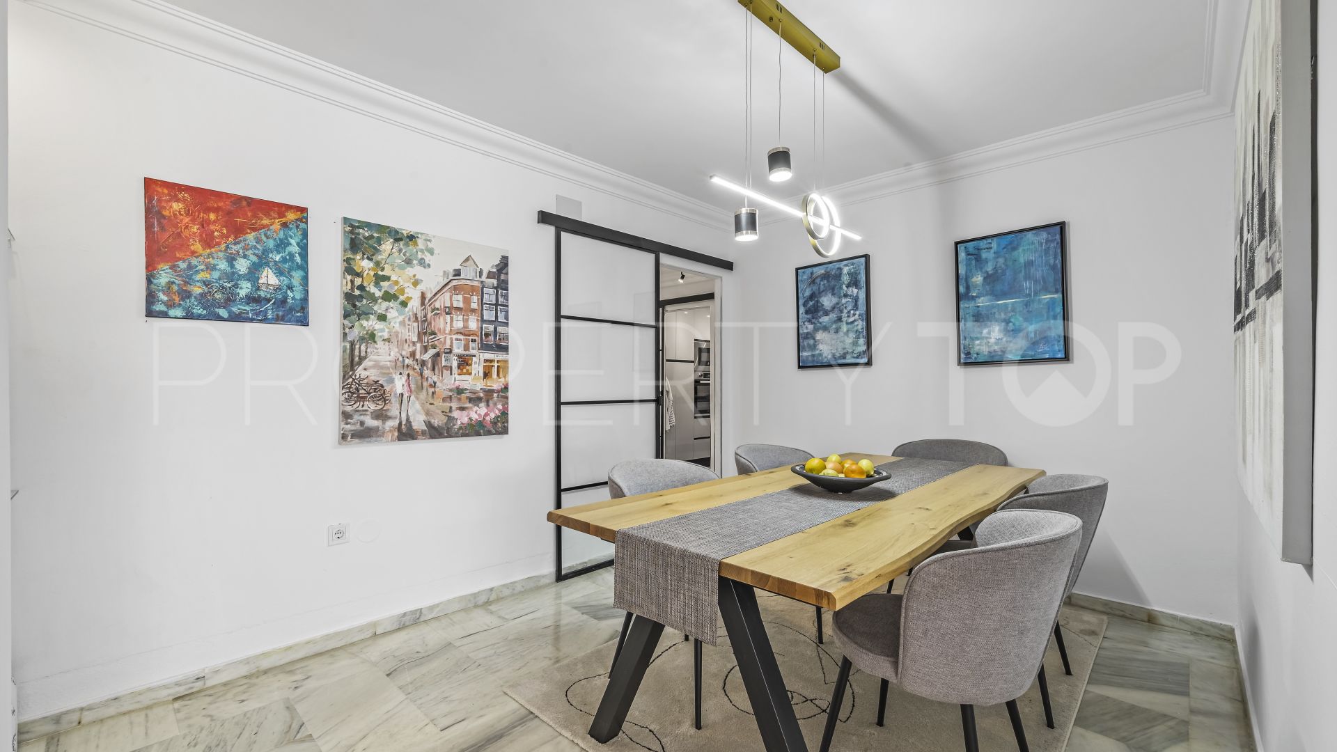 Fuengirola Centro, apartamento de 3 dormitorios a la venta