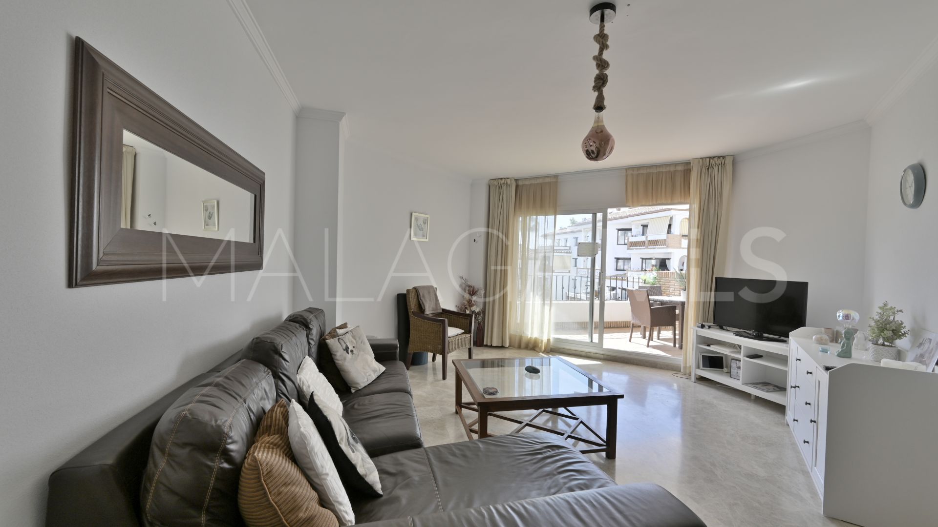 Lägenhet for sale in Calahonda