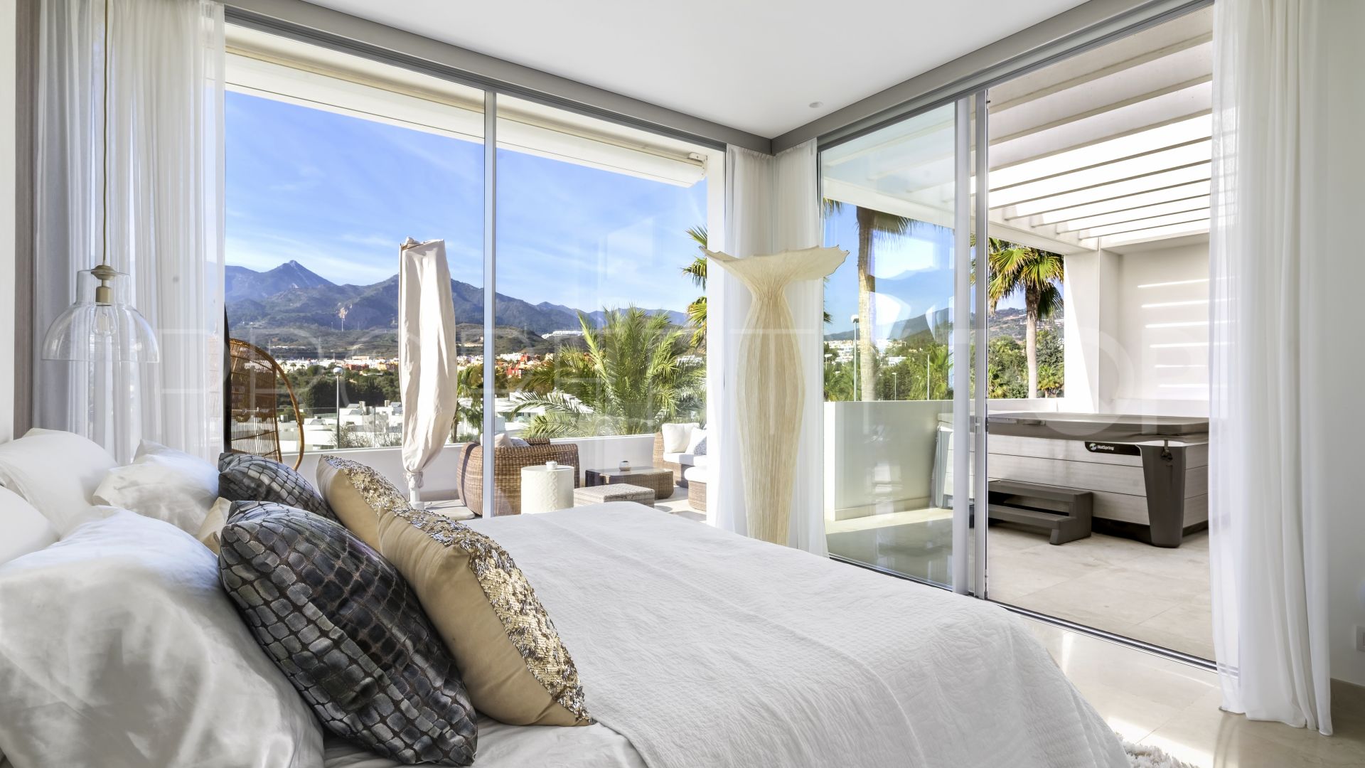 La Finca de Marbella, villa en venta de 3 dormitorios