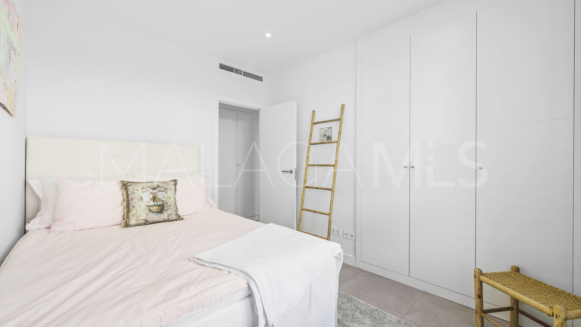 Cala de Mijas, apartamento planta baja for sale with 3 bedrooms