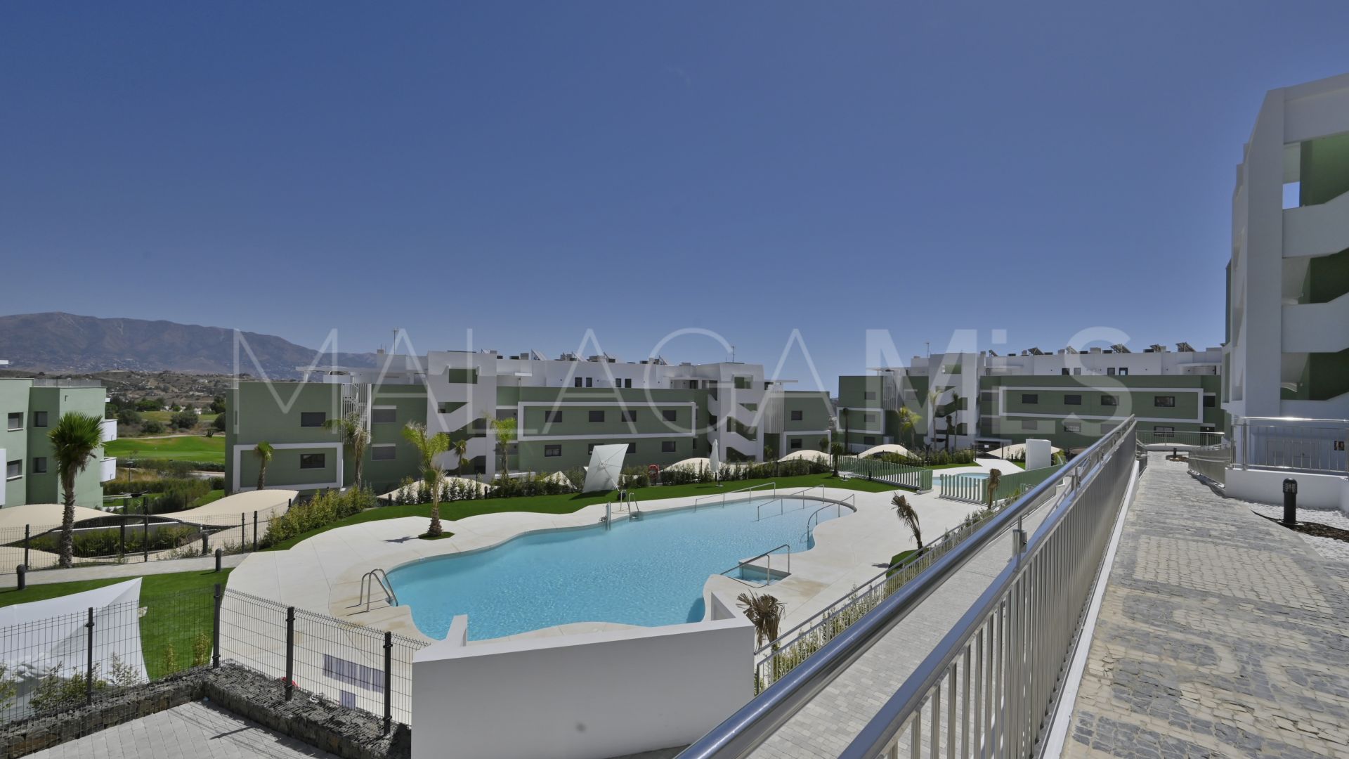 Buy ground floor apartment with 2 bedrooms in Calanova Golf