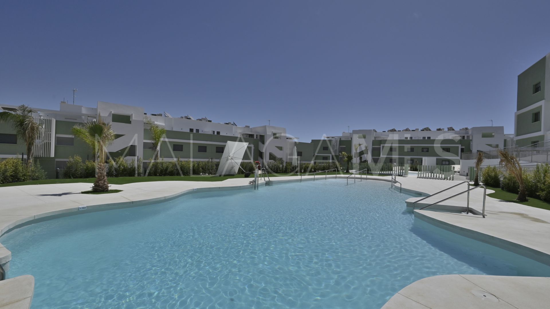 Buy ground floor apartment with 2 bedrooms in Calanova Golf