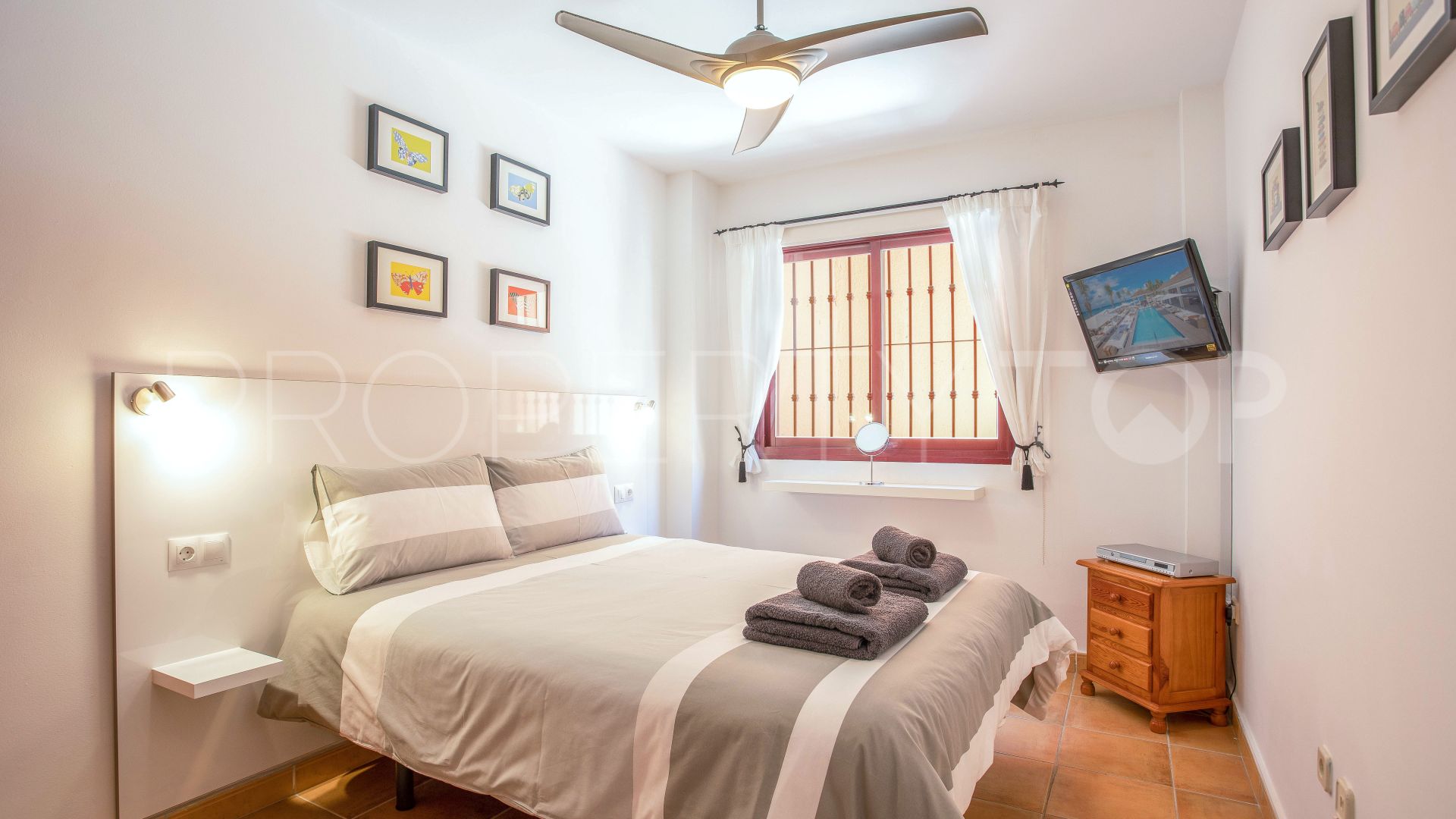 4 bedrooms Calahonda ground floor duplex for sale