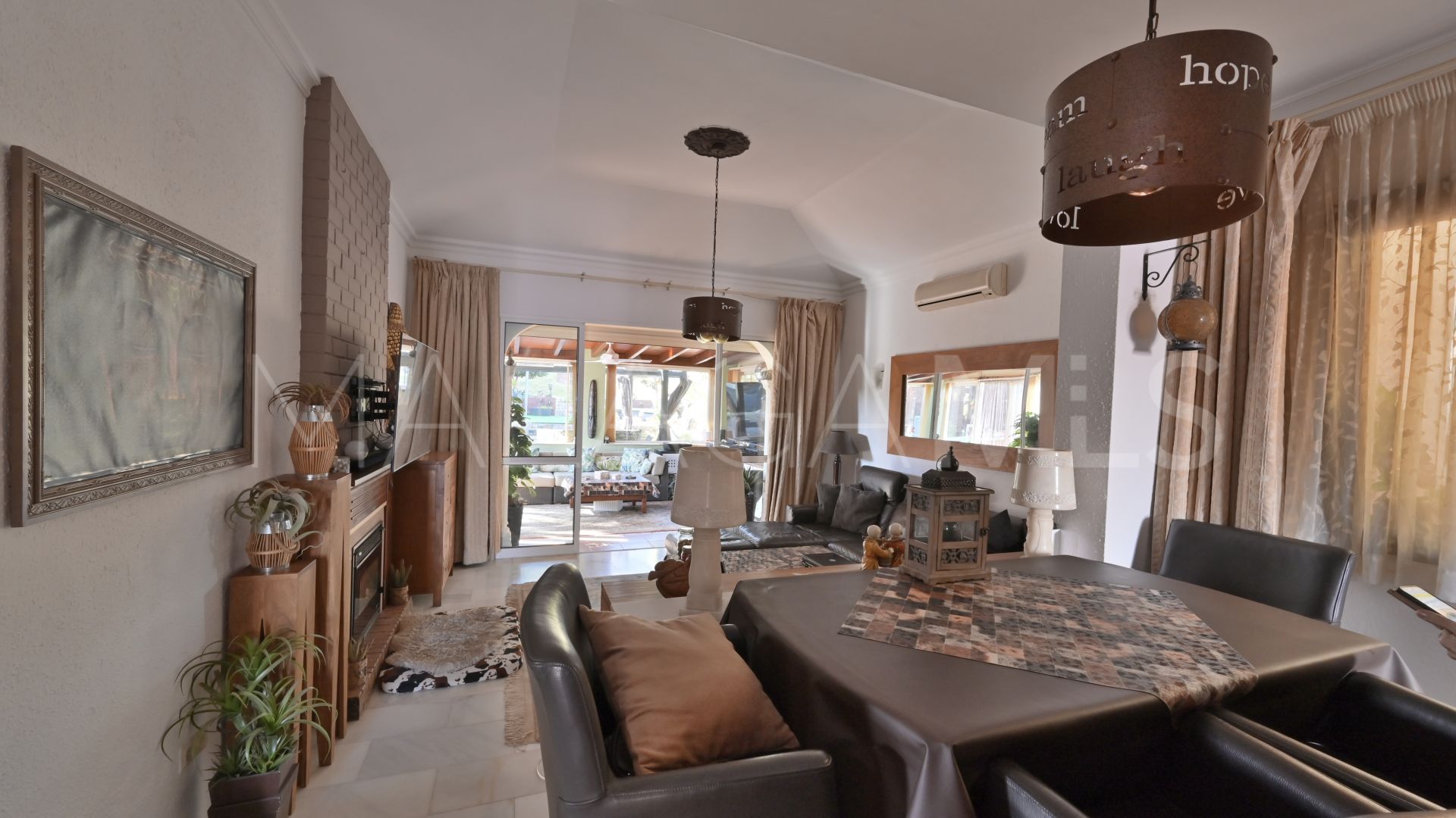 Buy villa in Calahonda de 2 bedrooms