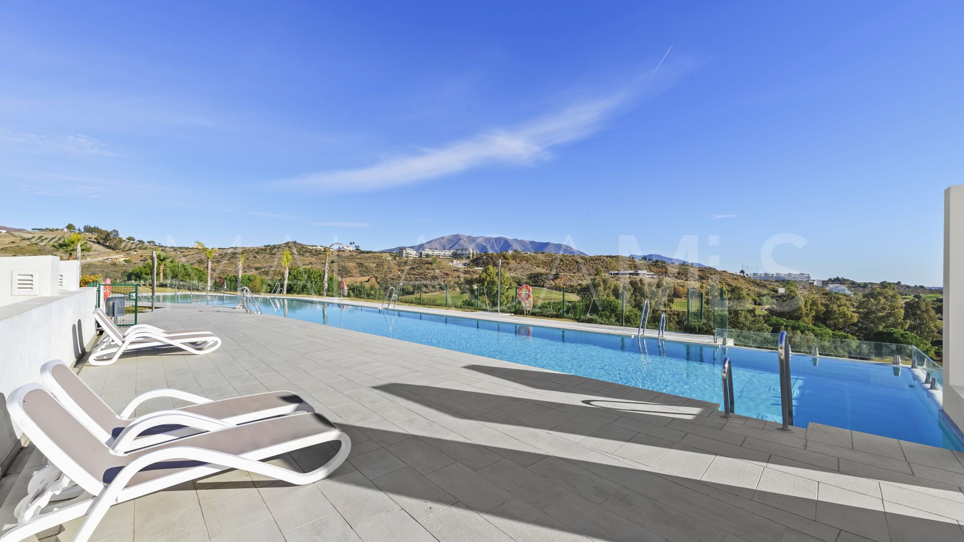 Buy apartamento planta baja with 3 bedrooms in La Cala Golf Resort