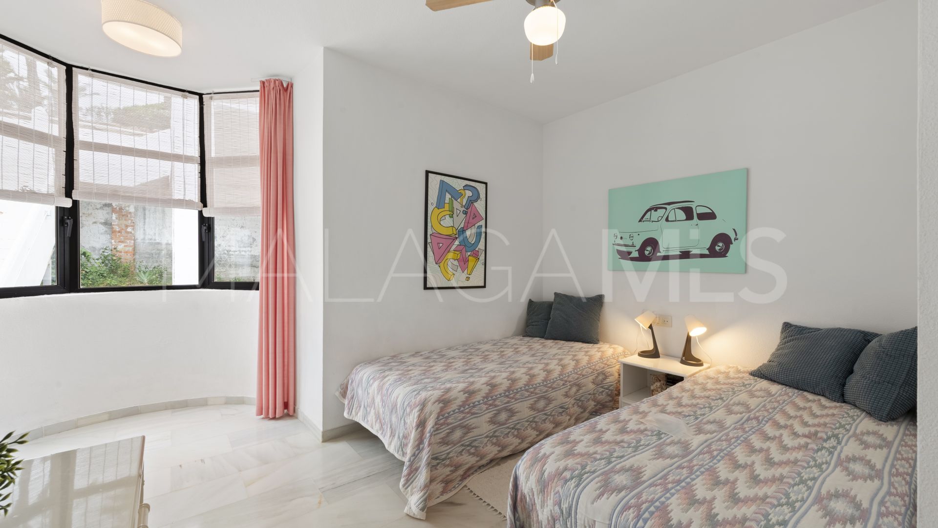 Se vende adosado in Torrequebrada de 2 bedrooms