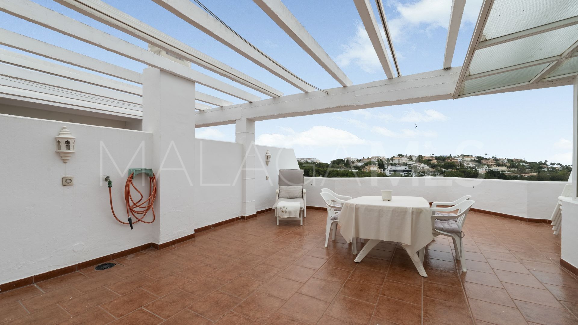 Se vende adosado in Torrequebrada de 2 bedrooms